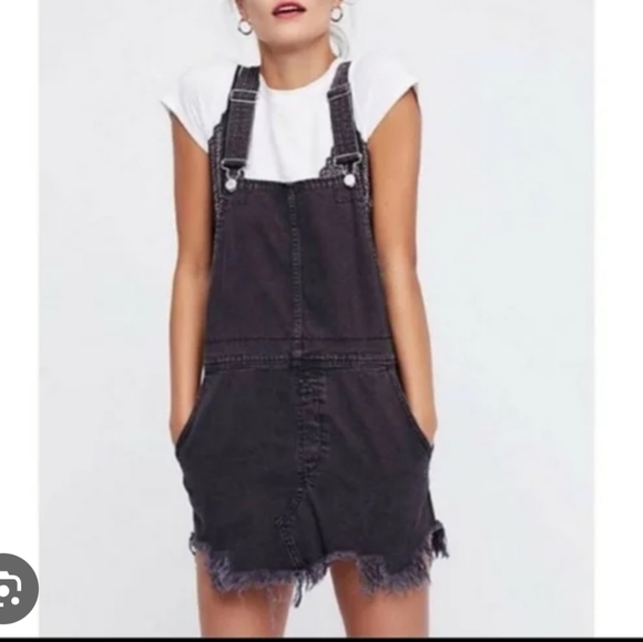 Free People Black Denim Distressed Overall Skirt Size 2 - Picture 2 of 10